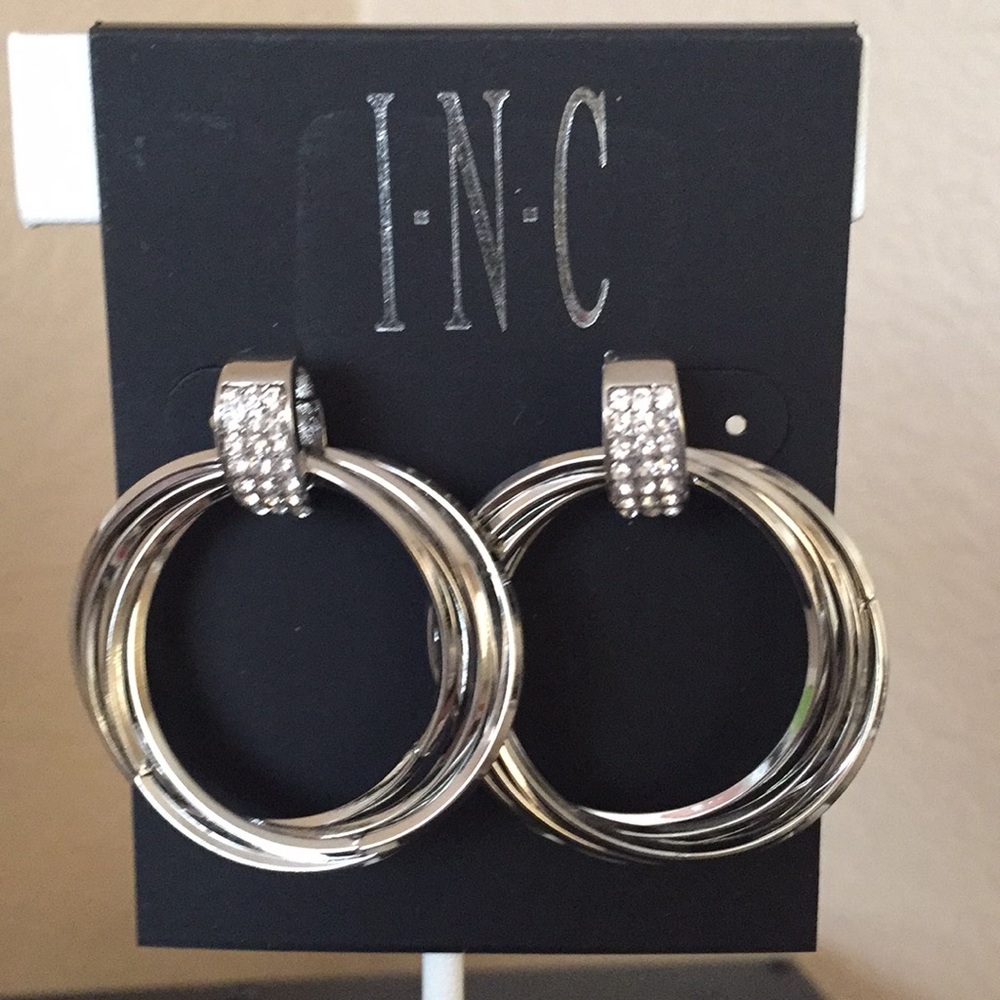 Silver fashion earrings